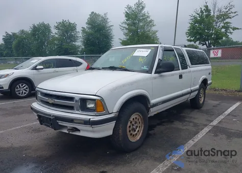 1996 Chevrolet S Truck S10 z USA, uszkodzony, nr VIN 1GCDT19X0T8169679